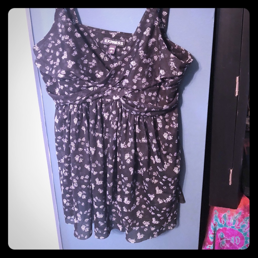 Black & white express tank